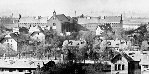 Ein altes Panoramabild von der Justizvollzugsanstalt Siegburg.
