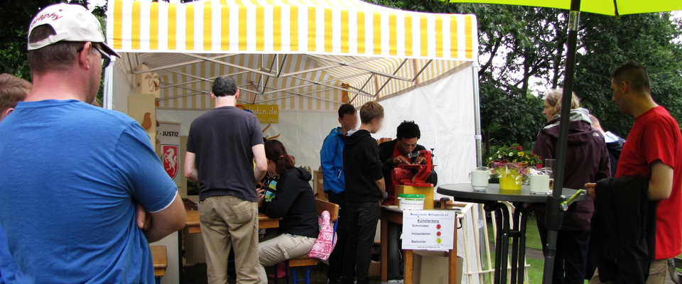 Kinderwerkstatt auf dem "Kinder & Familienfest 2017" in Birlinghoven.