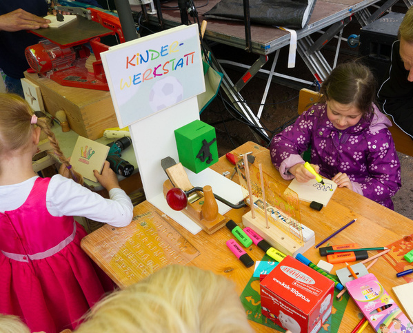 Kinderwerkstatt der JVA Siegburg, hier in Birlinghoven 2013.