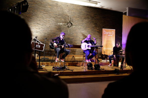 Die Musiker von "Doris D." hatten sichtlich spaß an der Veranstaltung in der JVA Siegburg.