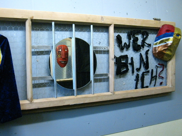 Die Kernfrage für das Maskenprojekt in der JVA Siegburg für die Gefangenen war: "Wer bin ich?"
